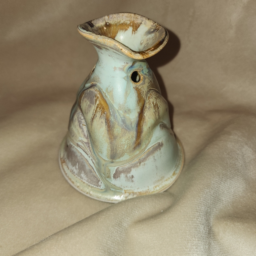 Pottery - Picture 2 of 7